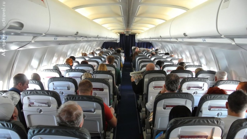 Салон Boeing 737